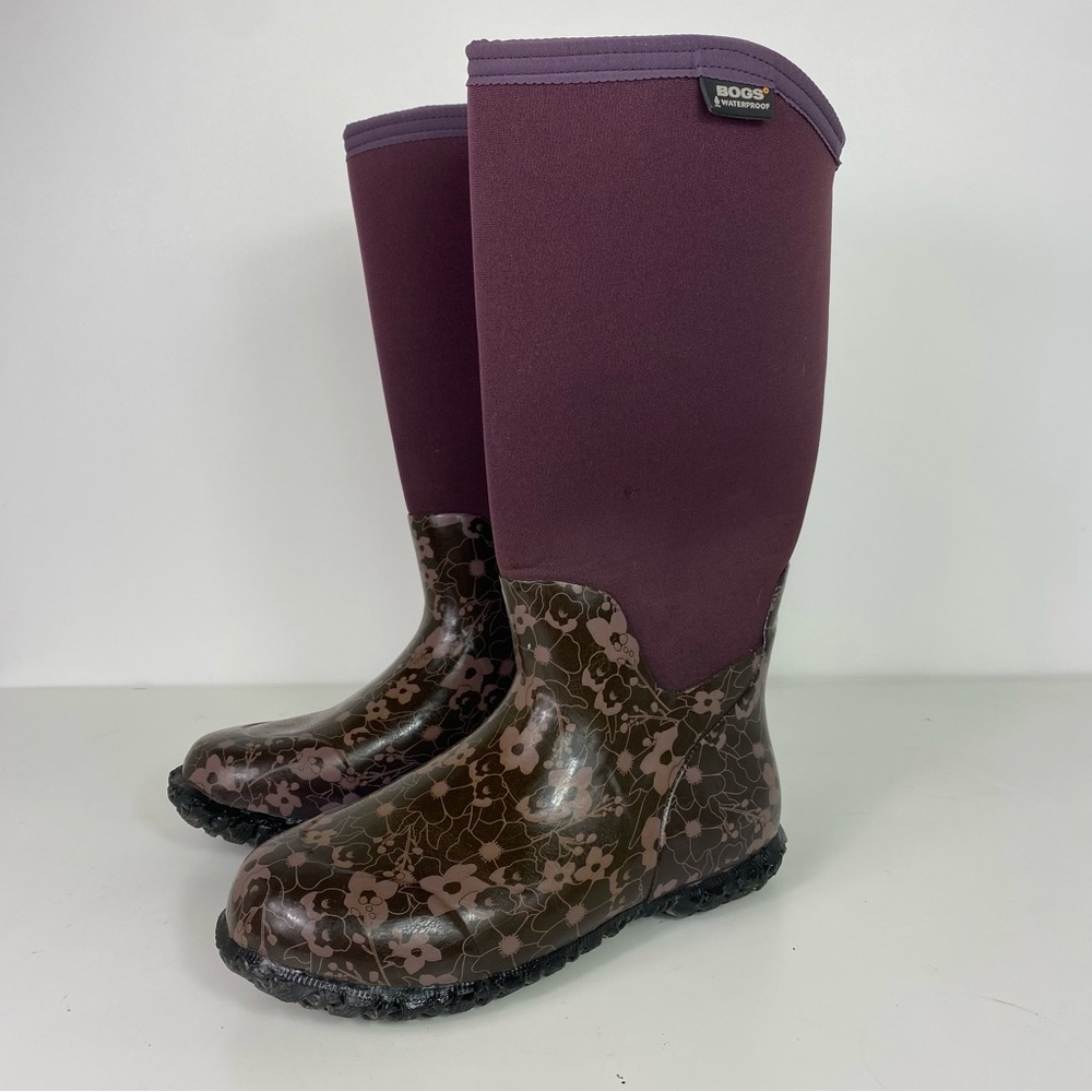 Bogs boots snow rain neoprene women’s size 6 floral maroon